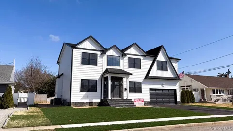 3421 Hawthorne Drive