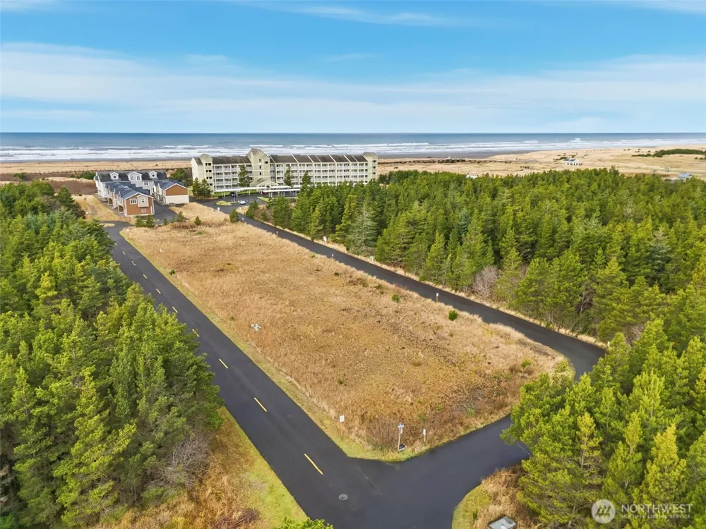 6 7th Street SW Long Beach, WA 98631