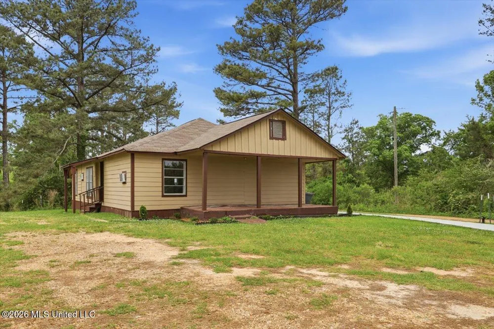 668 Rose Hill Road Mendenhall, MS 39114
