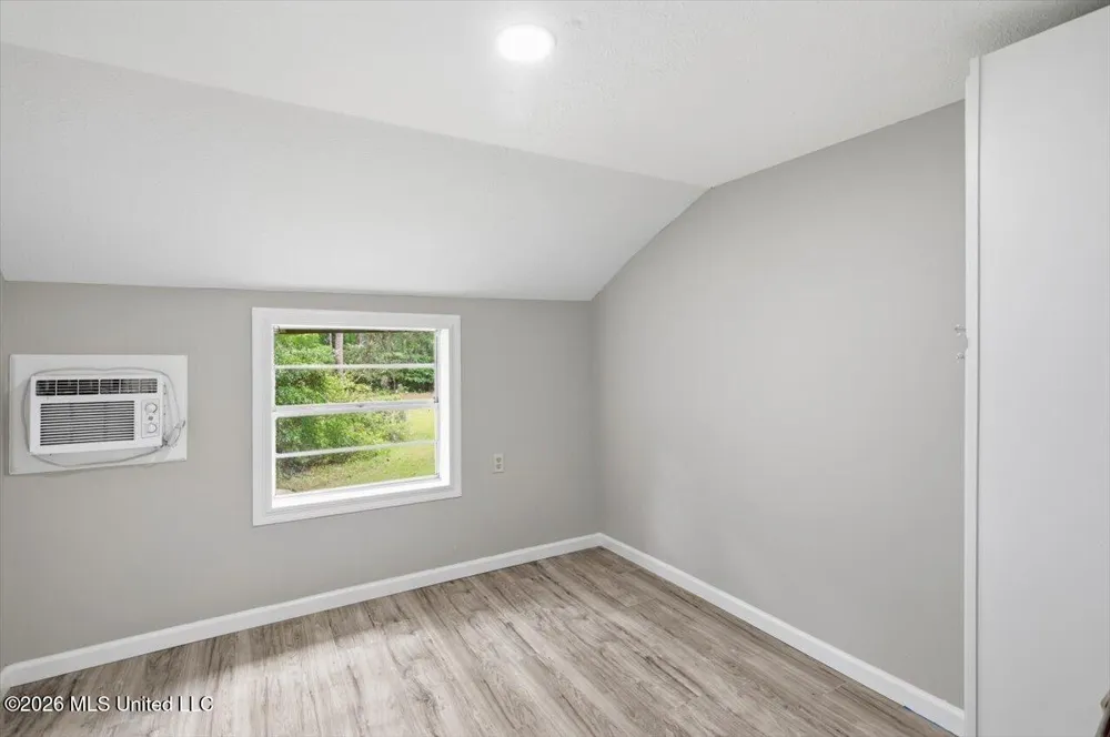 668 Rose Hill Road Mendenhall, MS 39114