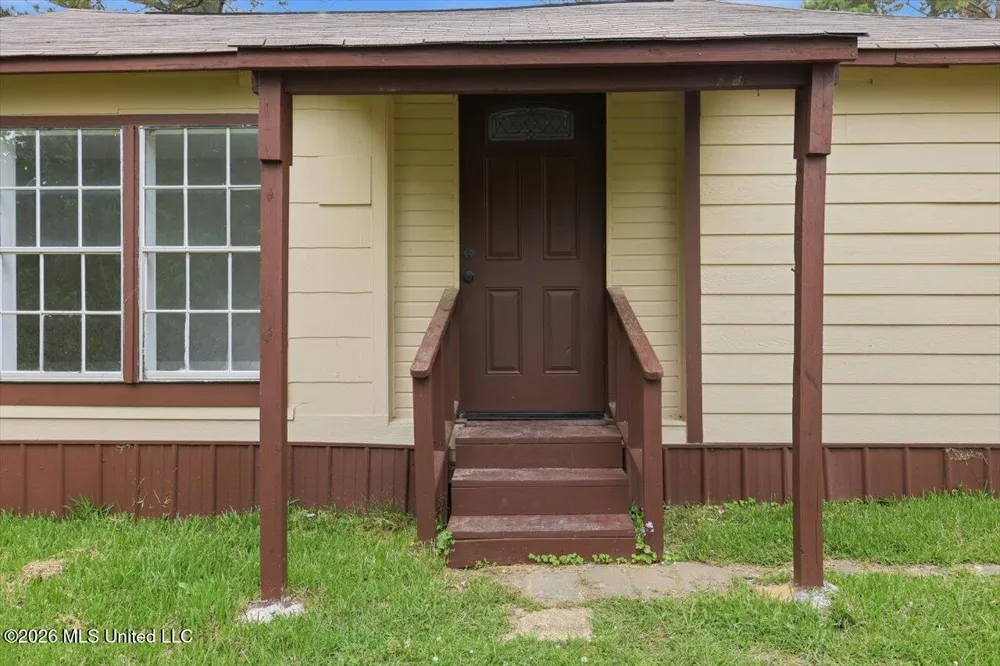 668 Rose Hill Road Mendenhall, MS 39114