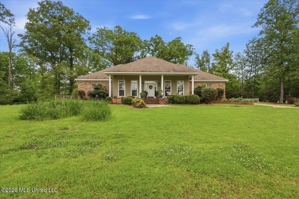 10500 Lebanon Pinegrove Road Terry, MS 39170