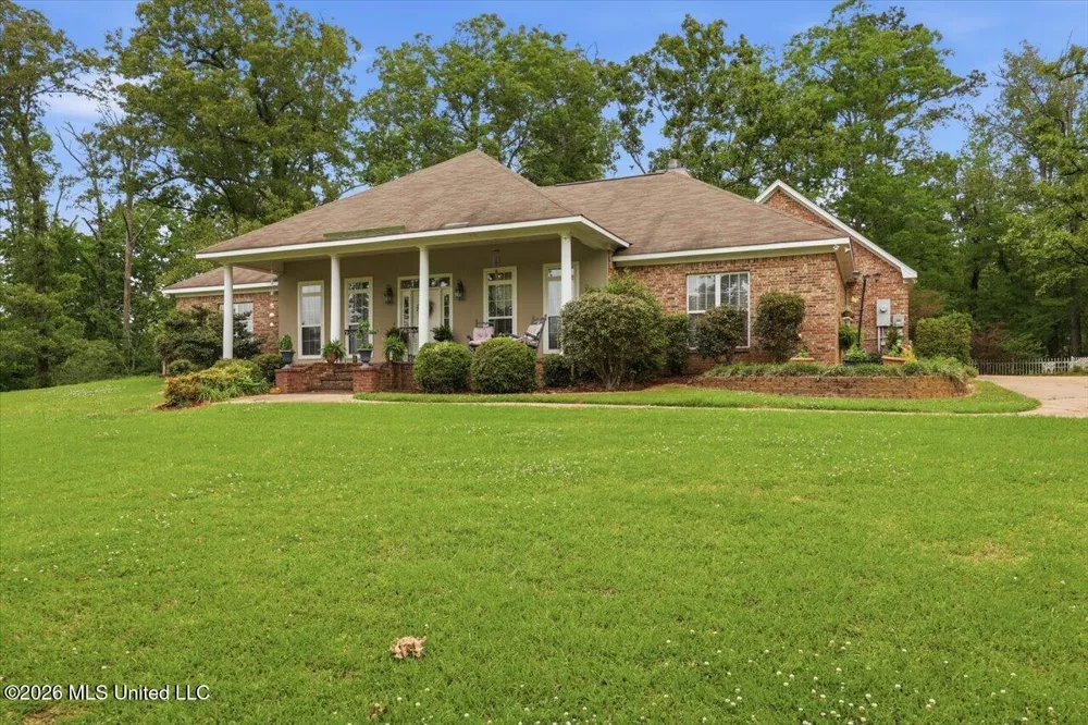 10500 Lebanon Pinegrove Road Terry, MS 39170