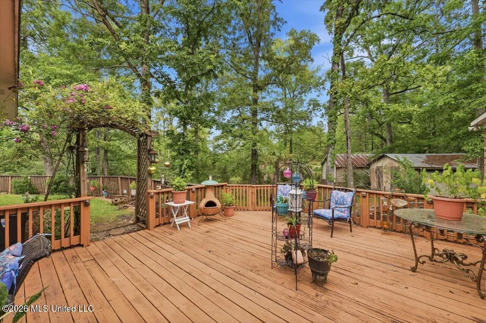 10500 Lebanon Pinegrove Road Terry, MS 39170