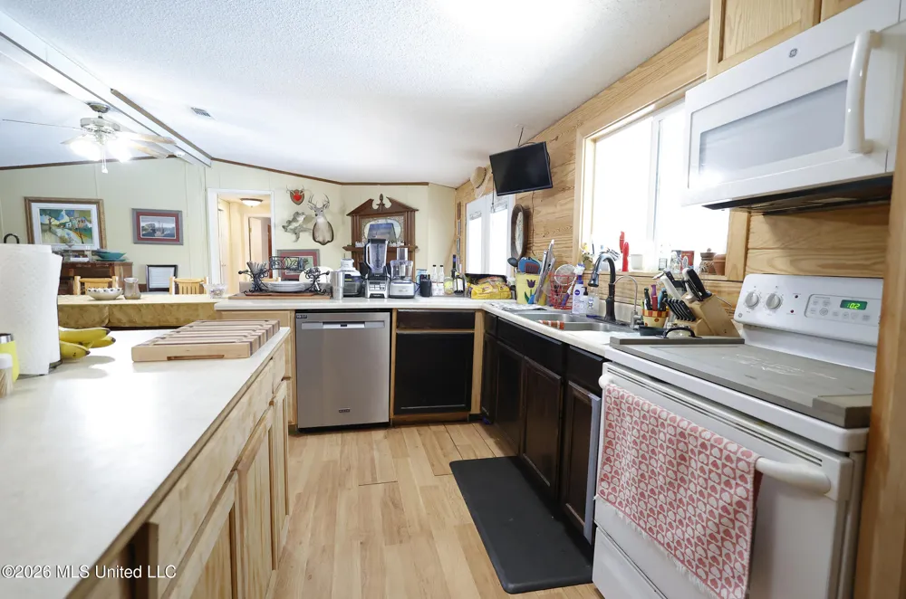 3052 C D Rayborn Road Jayess, MS 39641