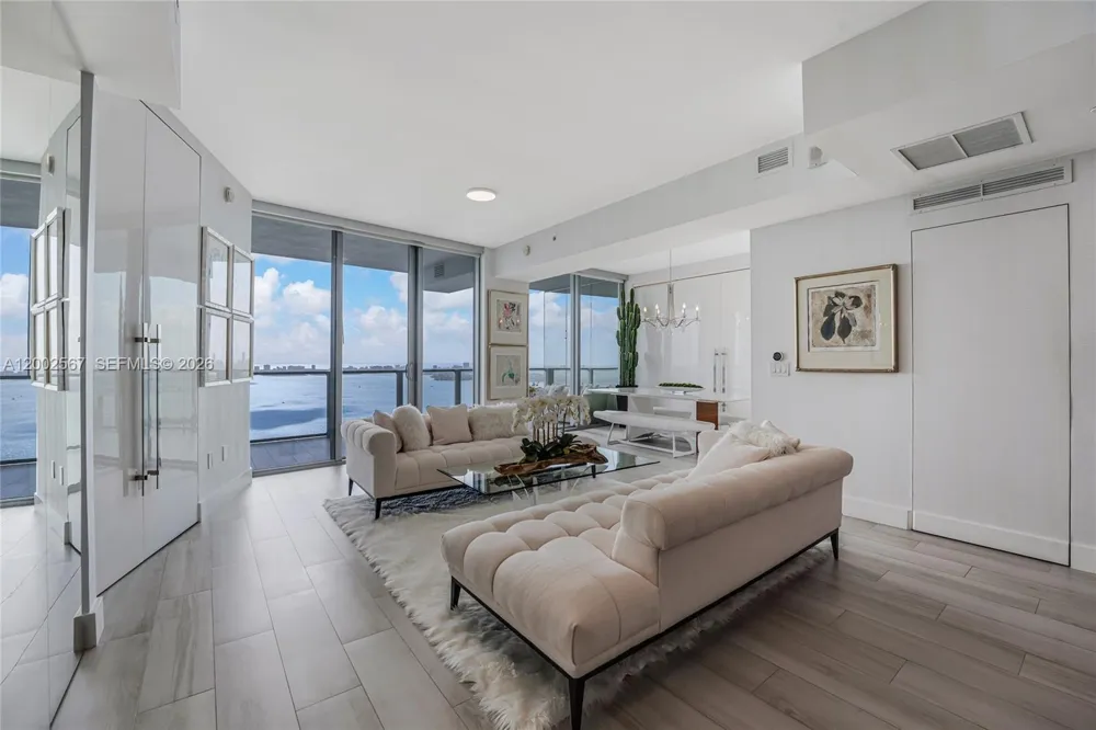 2900 NE 7th Ave #4003 Miami, FL 33137