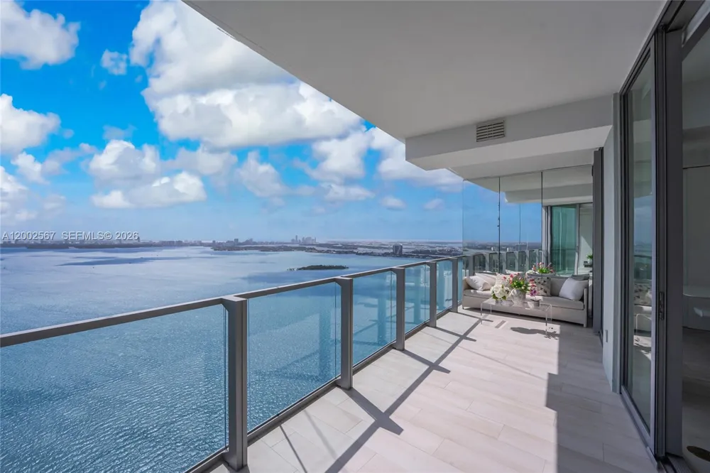 2900 NE 7th Ave #4003 Miami, FL 33137