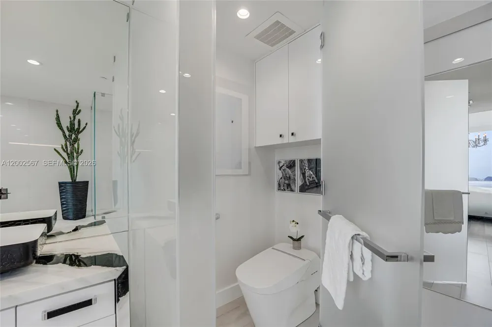 2900 NE 7th Ave #4003 Miami, FL 33137