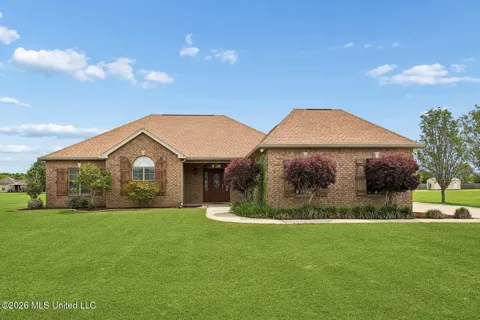 12 Seminole Drive