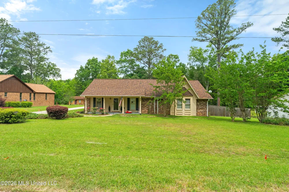 623 Cherry Lane Laurel, MS 39440