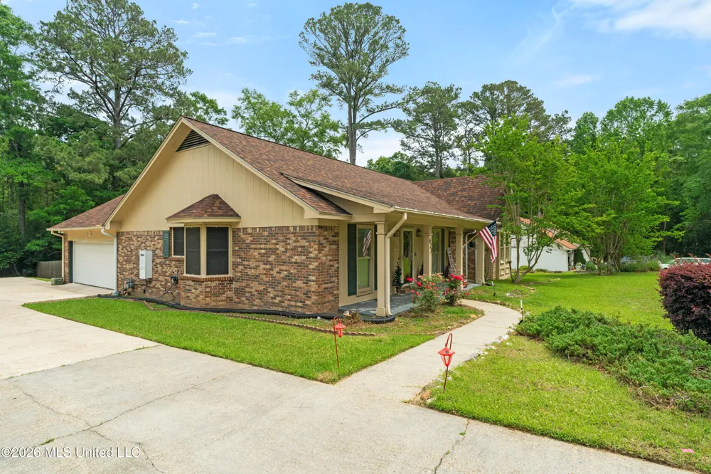 623 Cherry Lane Laurel, MS 39440