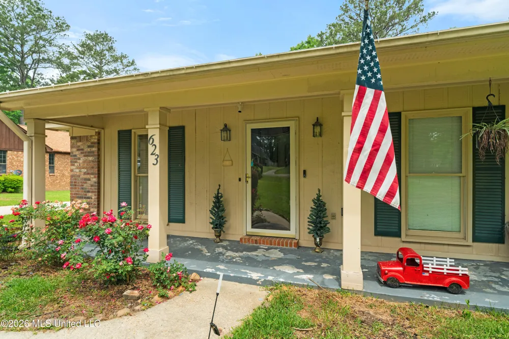 623 Cherry Lane Laurel, MS 39440