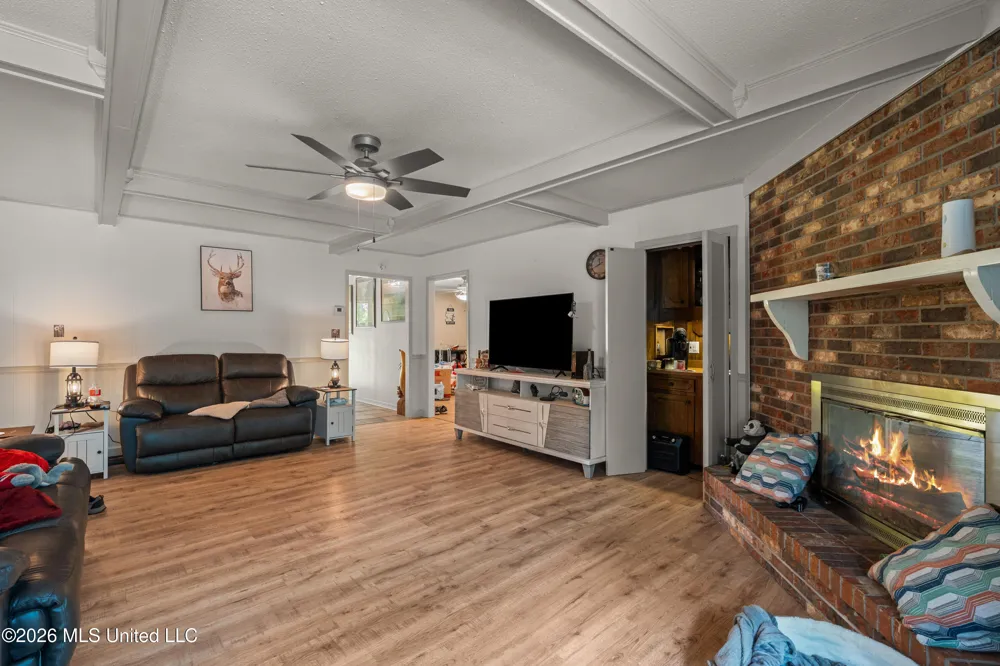623 Cherry Lane Laurel, MS 39440