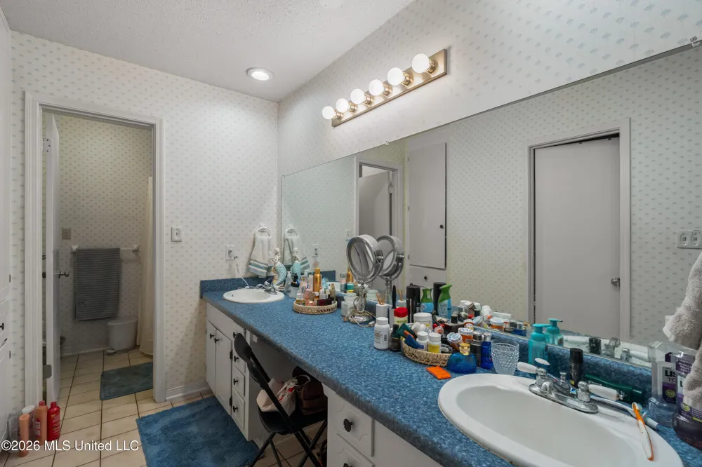 623 Cherry Lane Laurel, MS 39440