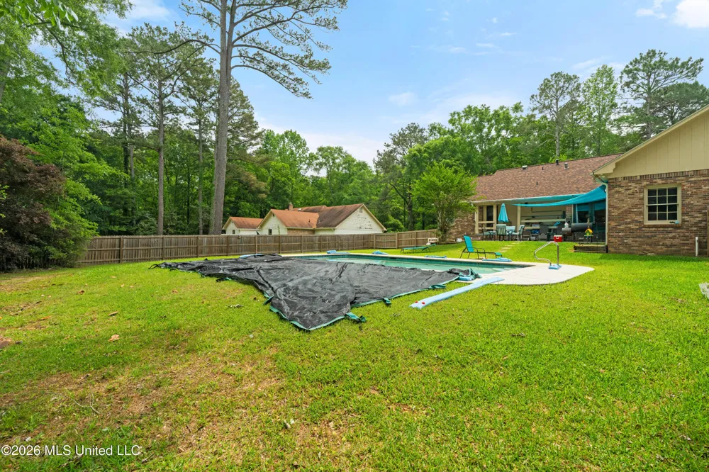 623 Cherry Lane Laurel, MS 39440