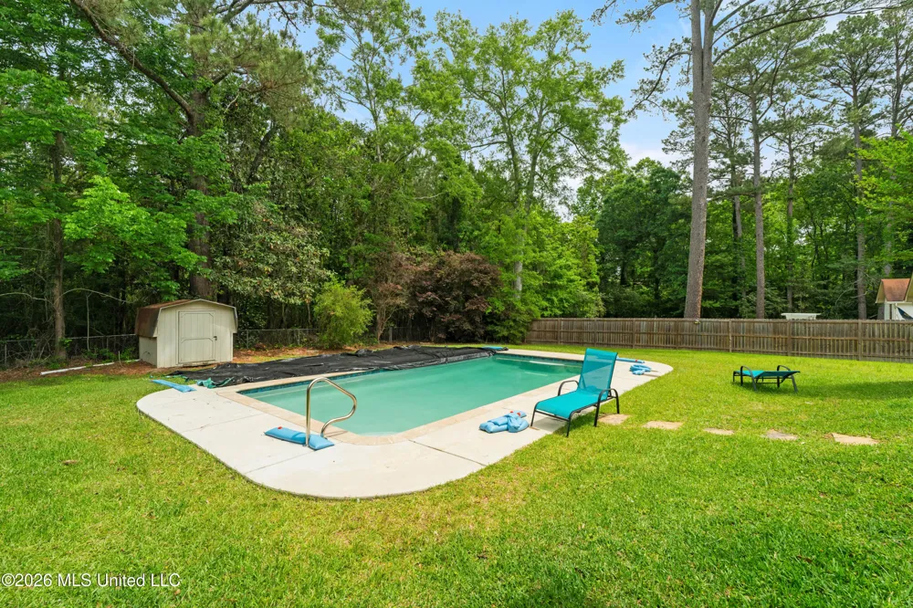 623 Cherry Lane Laurel, MS 39440
