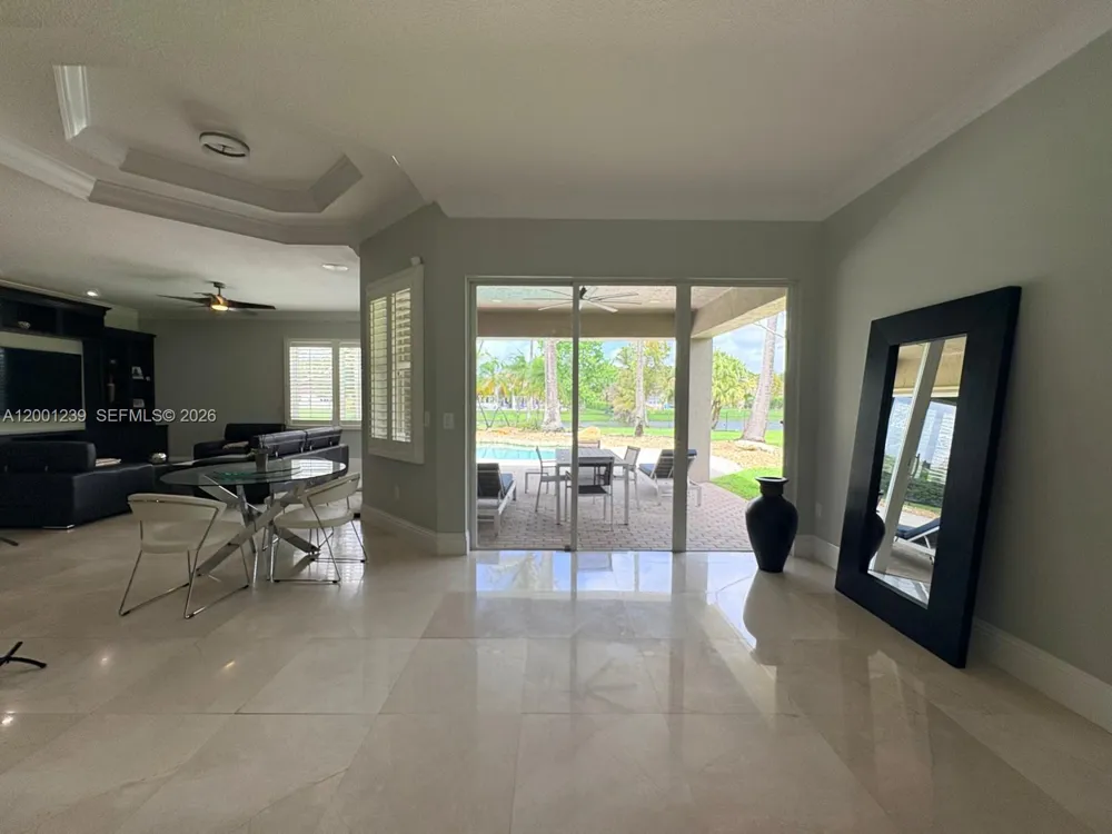 13805 SW 41st St Davie, FL 33330