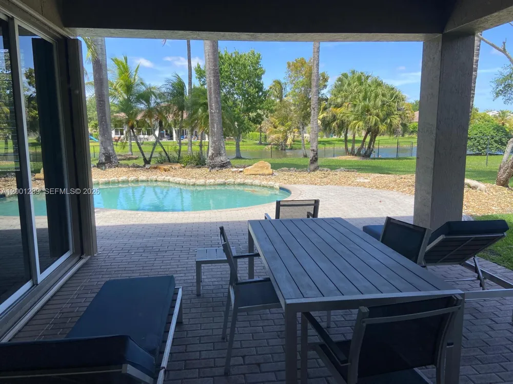 13805 SW 41st St Davie, FL 33330