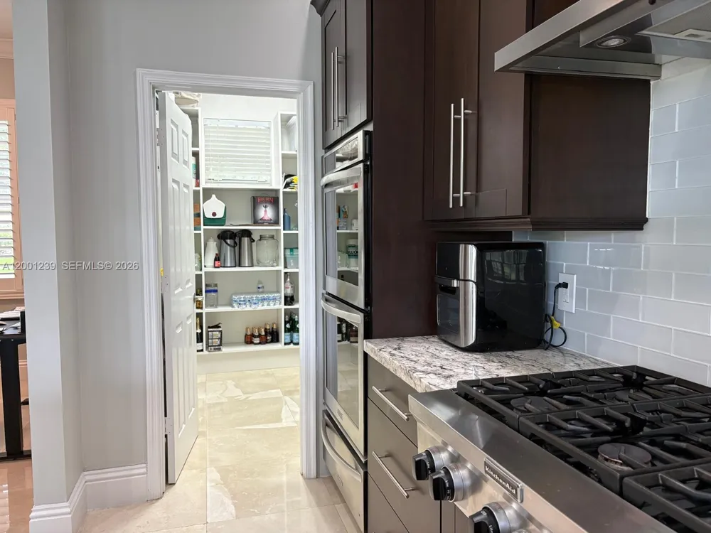 13805 SW 41st St Davie, FL 33330