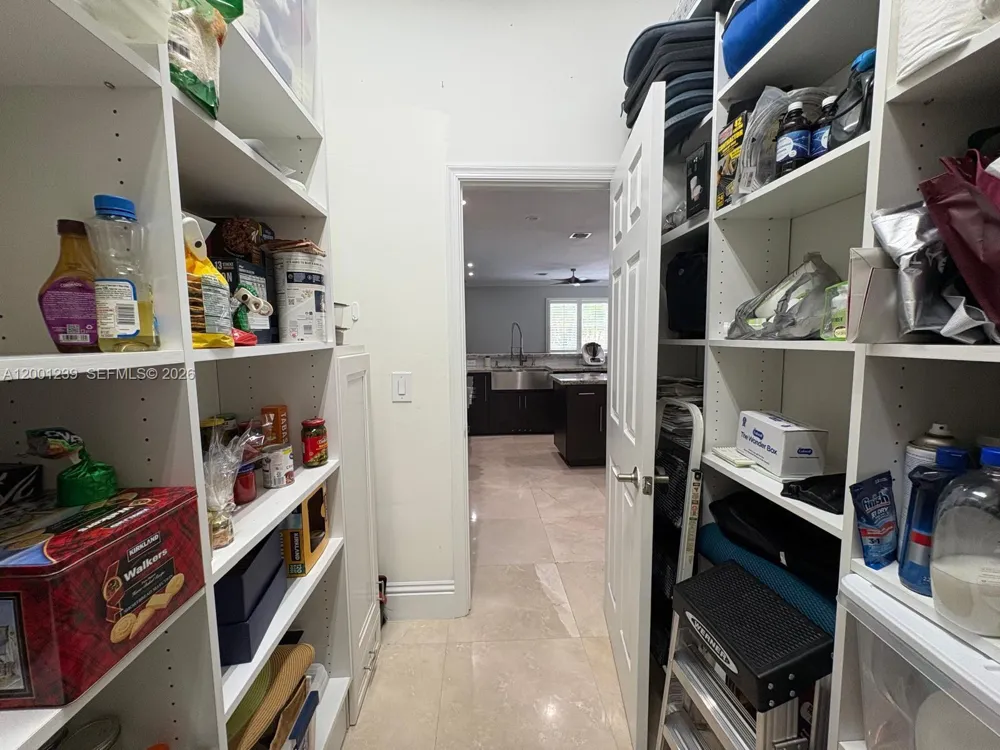 13805 SW 41st St Davie, FL 33330