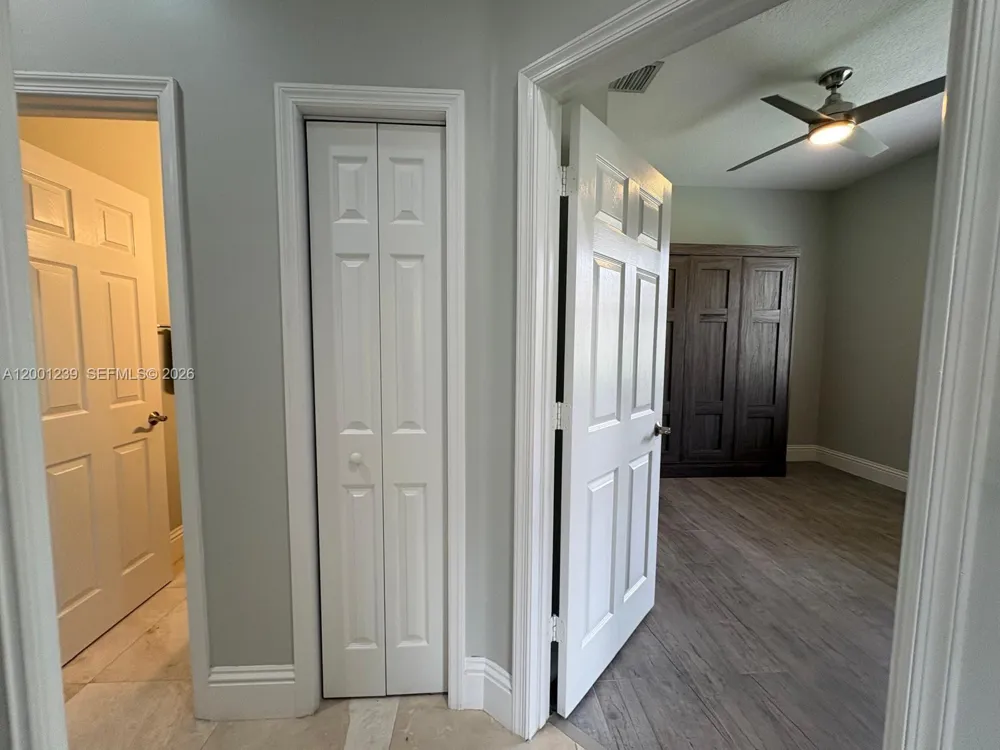 13805 SW 41st St Davie, FL 33330