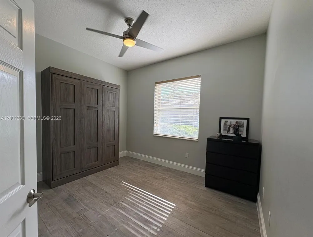 13805 SW 41st St Davie, FL 33330