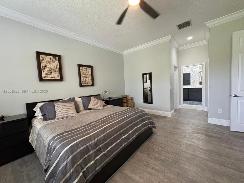 13805 SW 41st St Davie, FL 33330