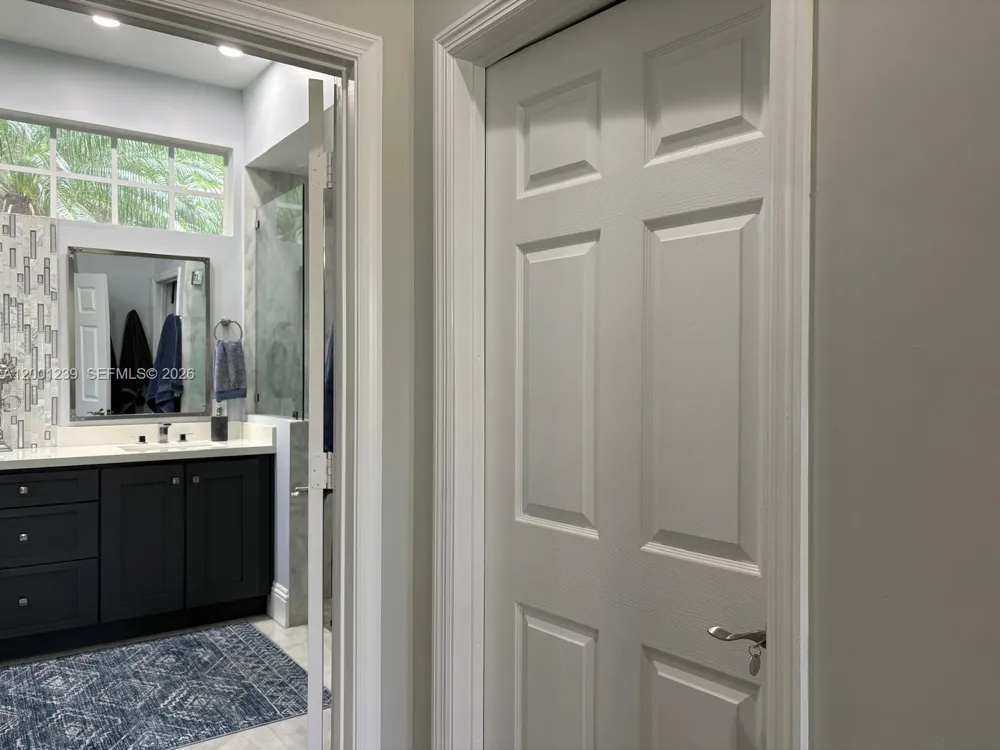 13805 SW 41st St Davie, FL 33330