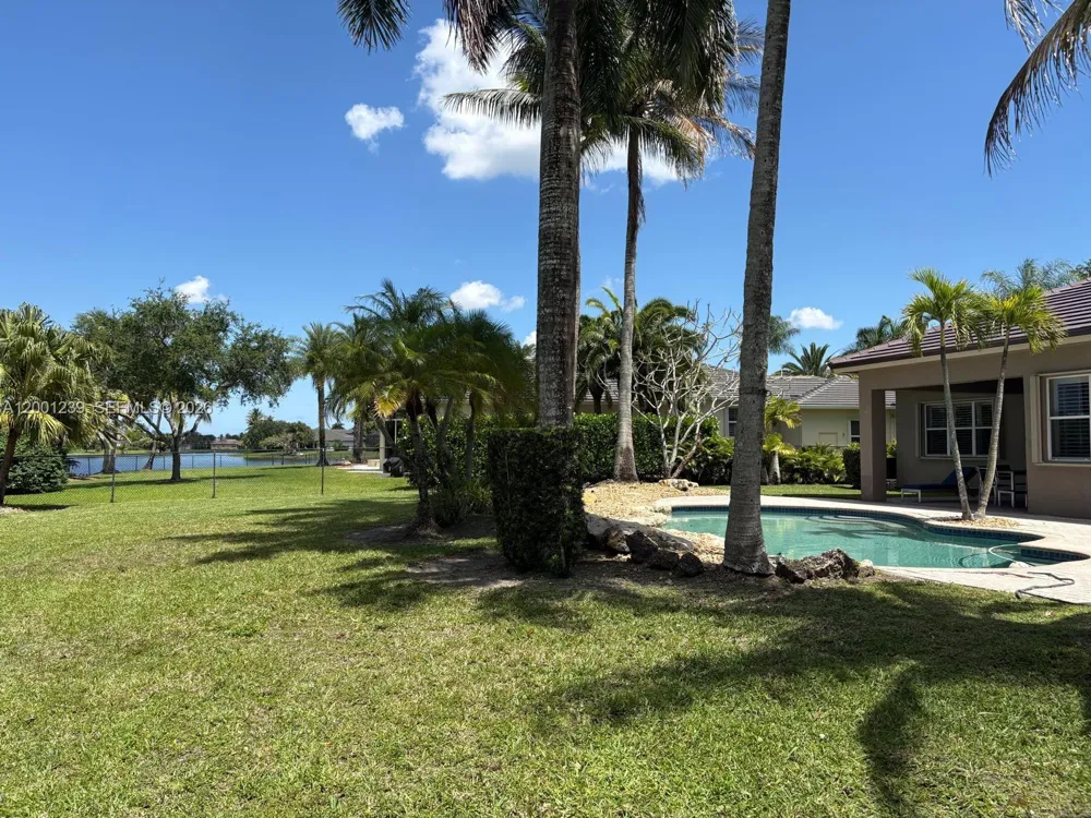 13805 SW 41st St Davie, FL 33330
