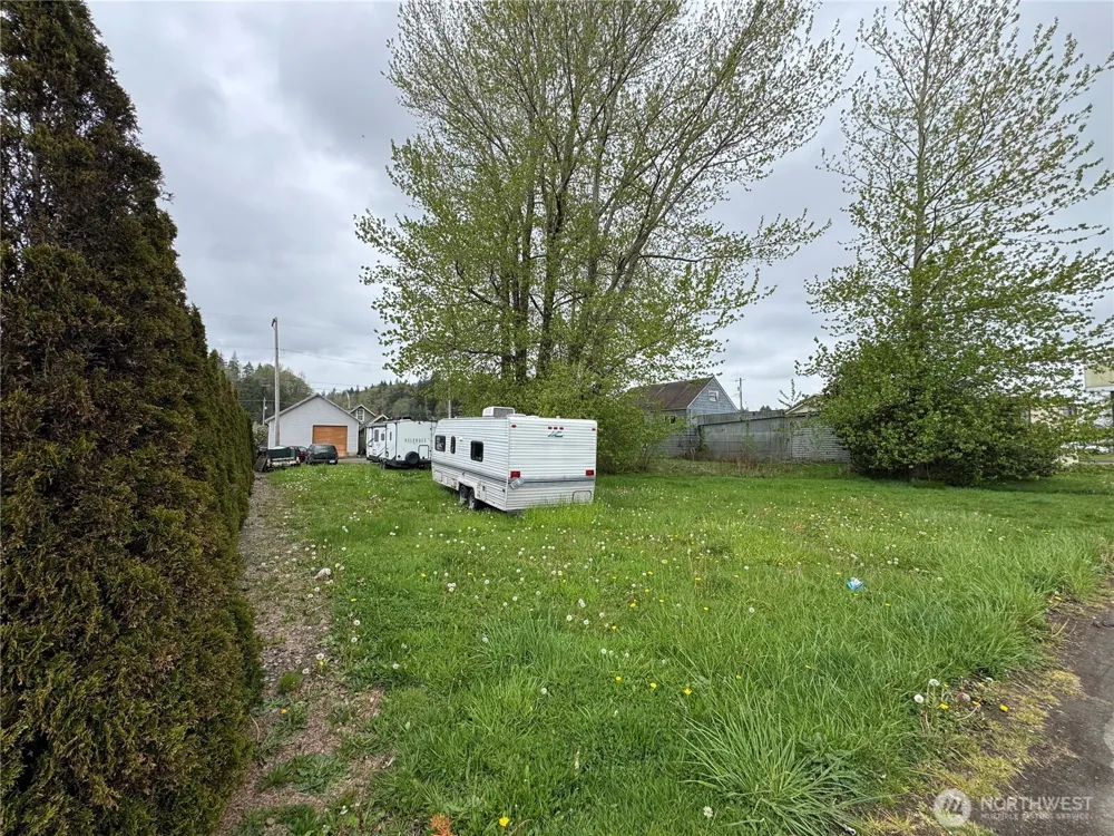 2210 Simpson Avenue Aberdeen, WA 98520