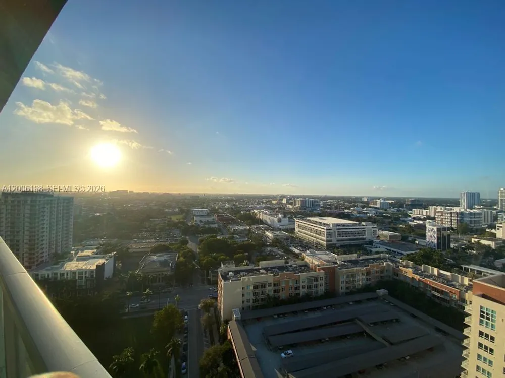 1900 Bayshore Dr #2314 Miami, FL 33132