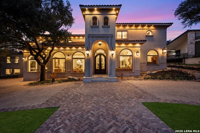 11 Vineyard Dr. San Antonio, TX 78257