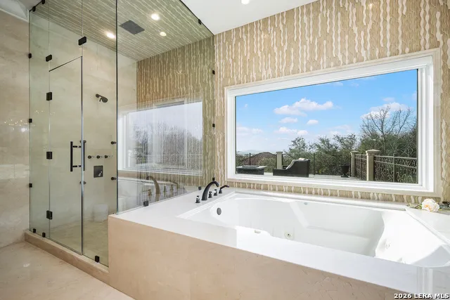 11 Vineyard Dr. San Antonio, TX 78257