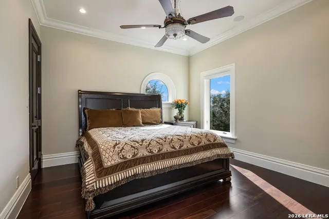 11 Vineyard Dr. San Antonio, TX 78257