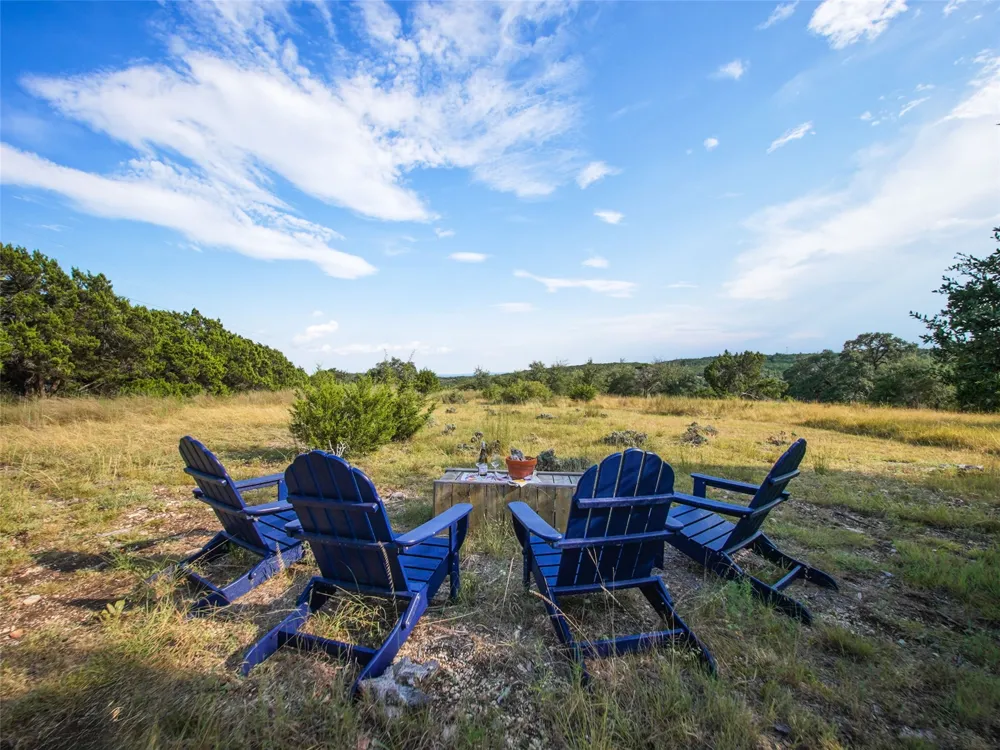 5818 Ranch Road 165 Blanco, TX 78606