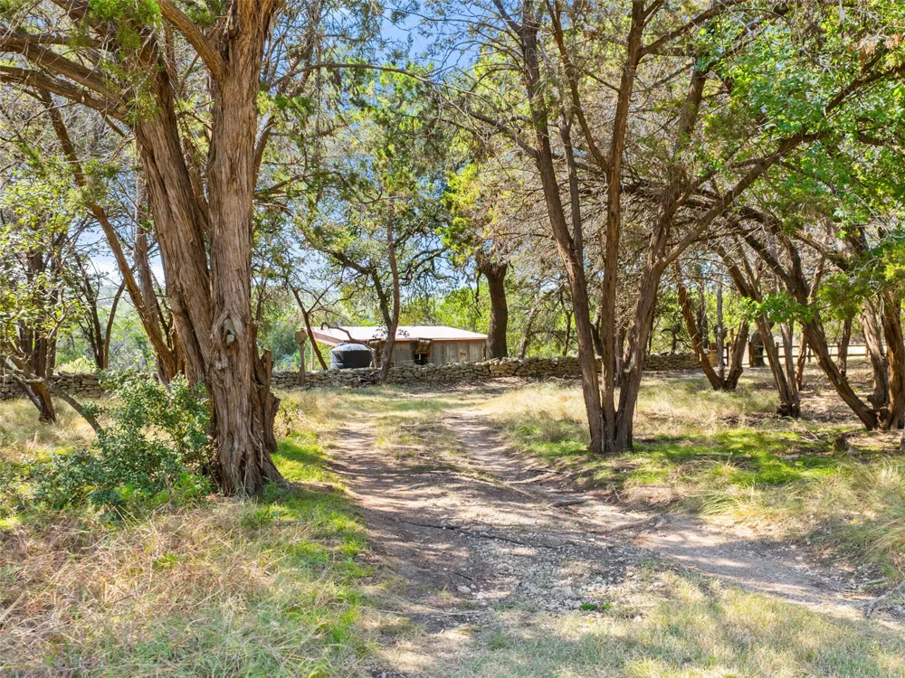 5818 Ranch Road 165 Blanco, TX 78606