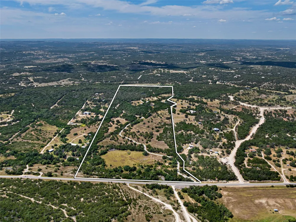 5818 Ranch Road 165 Blanco, TX 78606