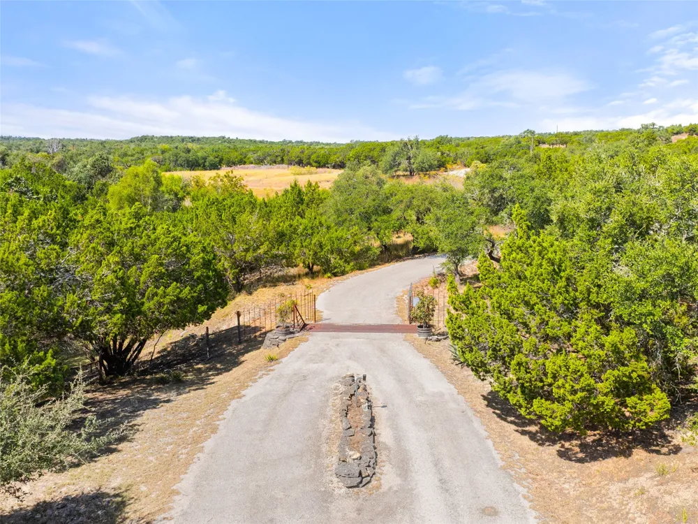 5818 Ranch Road 165 Blanco, TX 78606