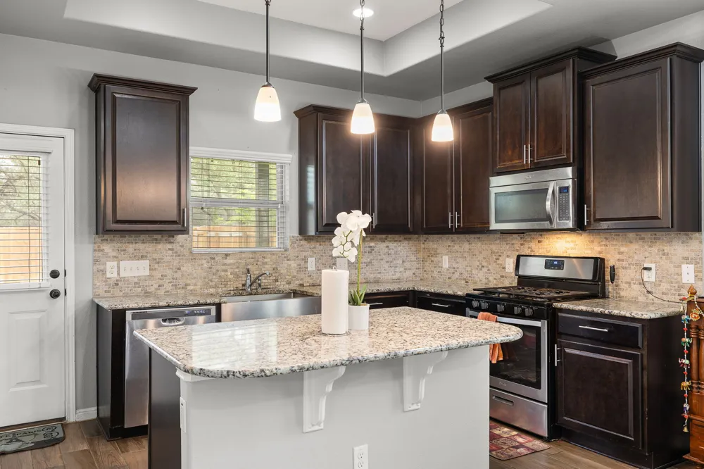 1401 Little Elm Trail #215 Cedar Park, TX 78613
