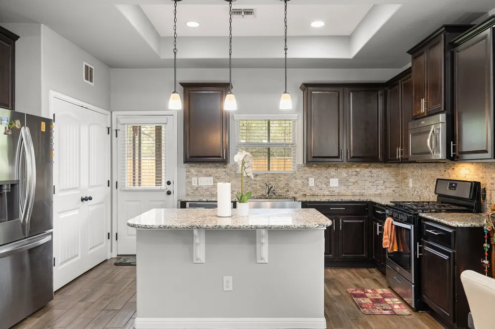 1401 Little Elm Trail #215 Cedar Park, TX 78613