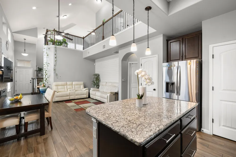 1401 Little Elm Trail #215 Cedar Park, TX 78613