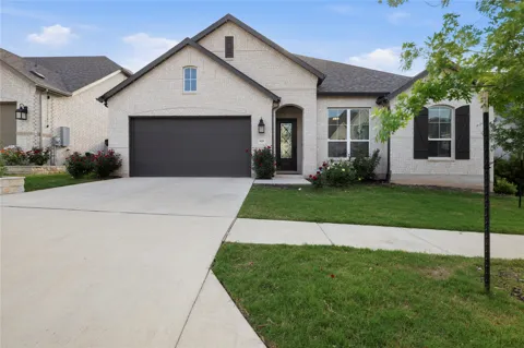 929 Mollie McBride Lane