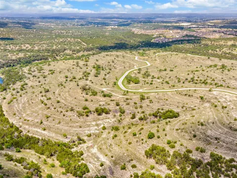 7418 Spiro Trail