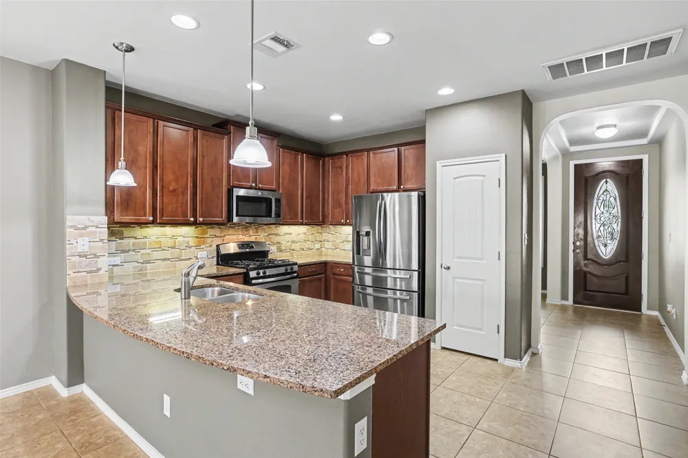 6227 Aviara Drive #E3 Austin, TX 78735