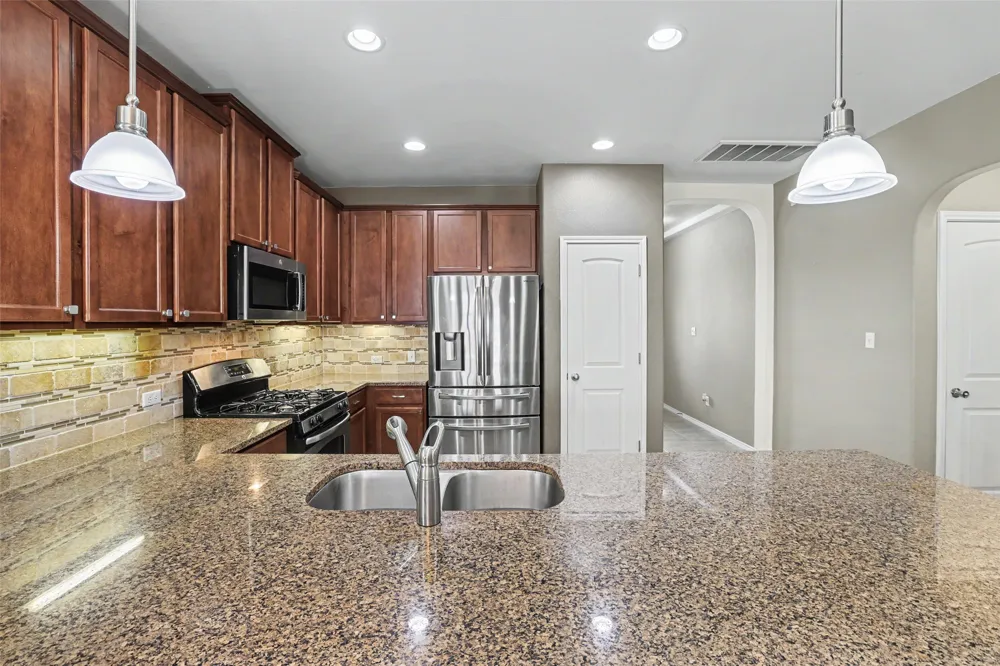 6227 Aviara Drive #E3 Austin, TX 78735