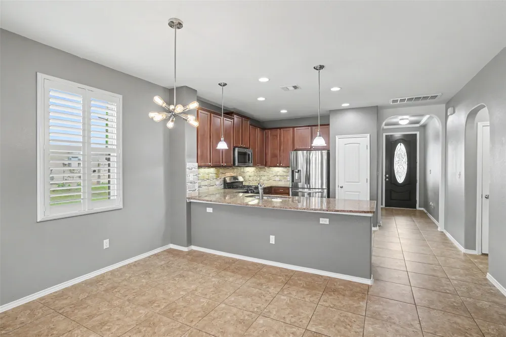 6227 Aviara Drive #E3 Austin, TX 78735