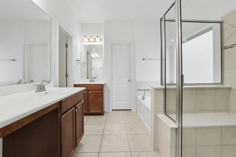 6227 Aviara Drive #E3 Austin, TX 78735