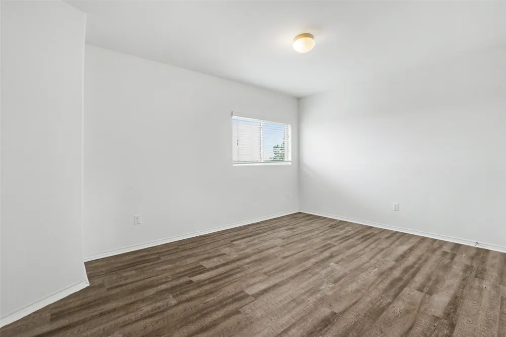 6227 Aviara Drive #E3 Austin, TX 78735