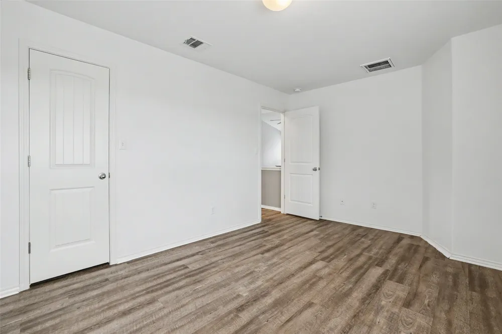 6227 Aviara Drive #E3 Austin, TX 78735
