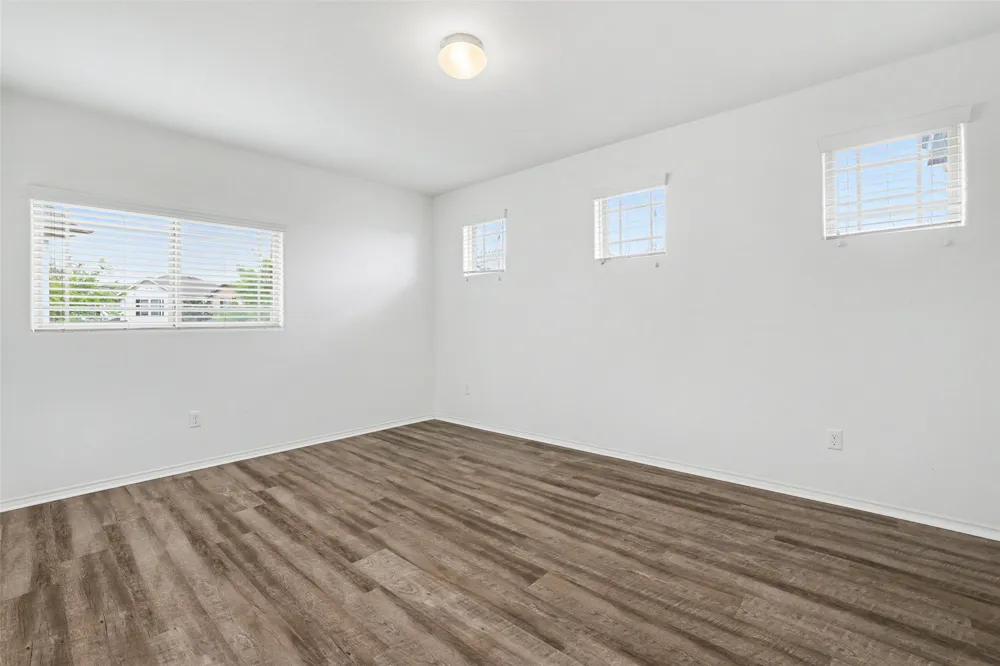 6227 Aviara Drive #E3 Austin, TX 78735